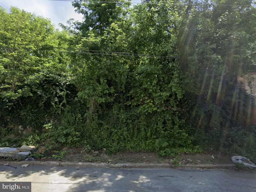 20x90 vacant lot with RM1 zoning in Philadelphia. Strong opportunity for residential development or land hold in an established city location. Buyer to verify zoning and permitted uses.
