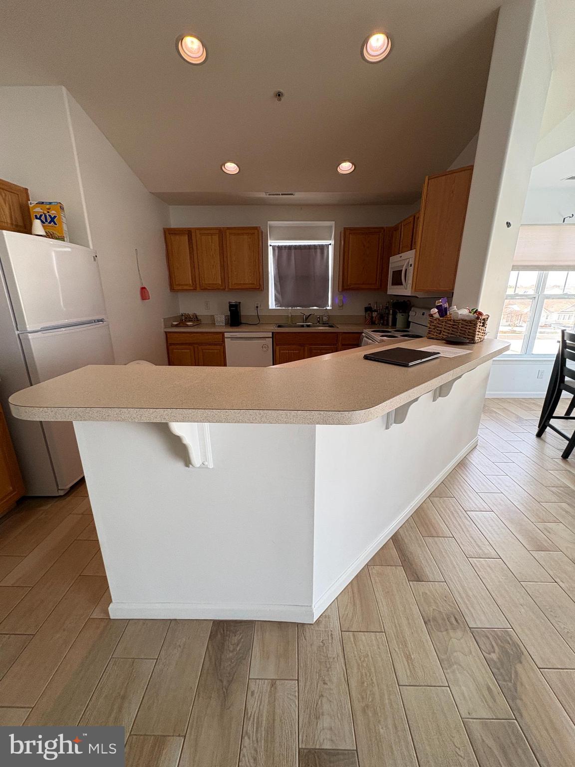 HEARTHSTONE MANOR - Residential