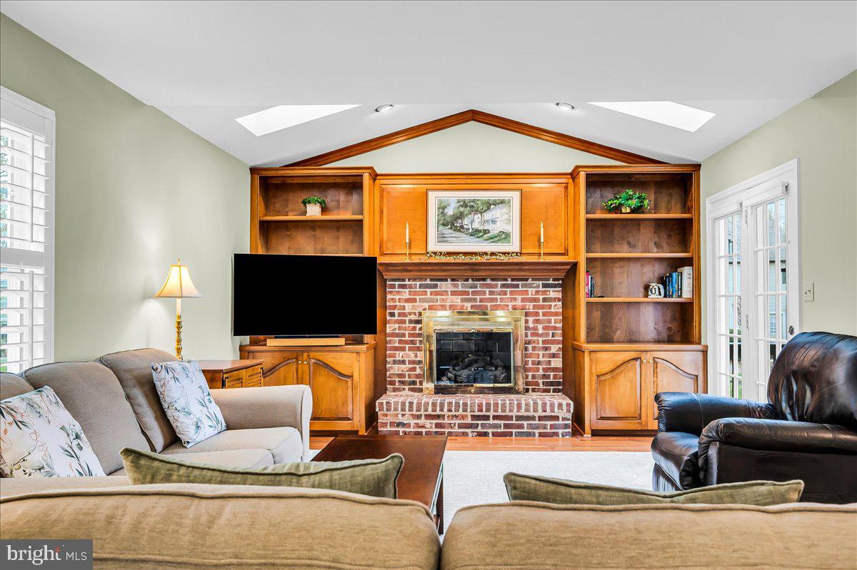 CHARTWELL - Residential