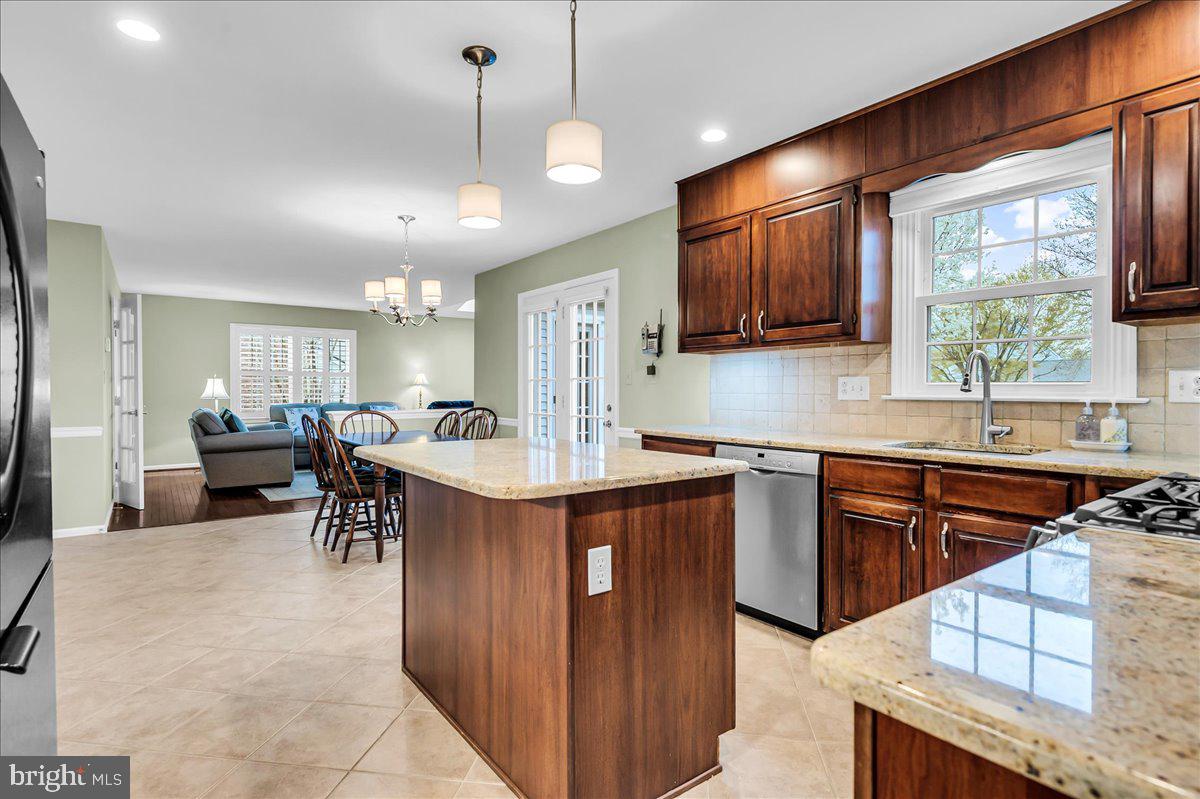 CHARTWELL - Residential