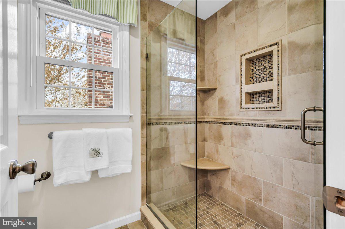 CHARTWELL - Residential