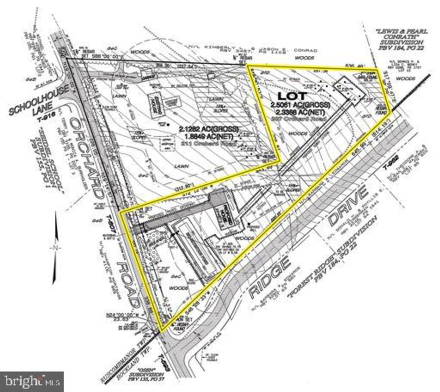Build your dream home on this private wooded corner lot in Oley valley schools!!! 

Septic and well must be probed and tested!!