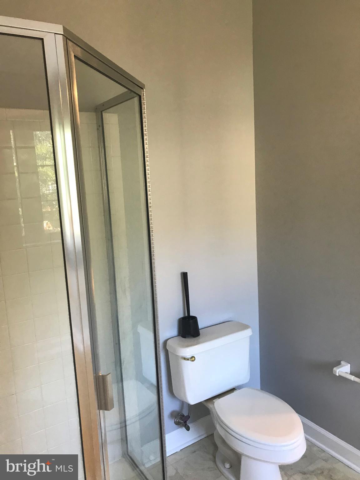 PRINCE WILLIAM COMMONS - Residential Lease