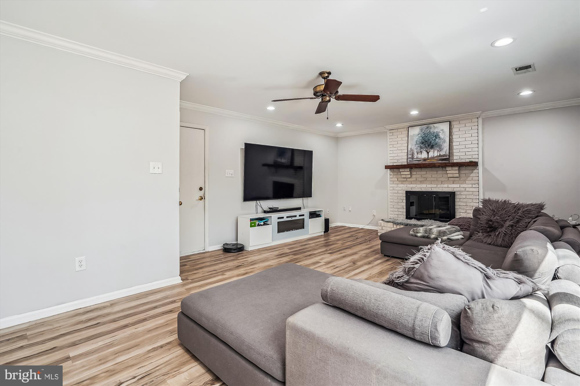 SHAKER WOODS - Residential