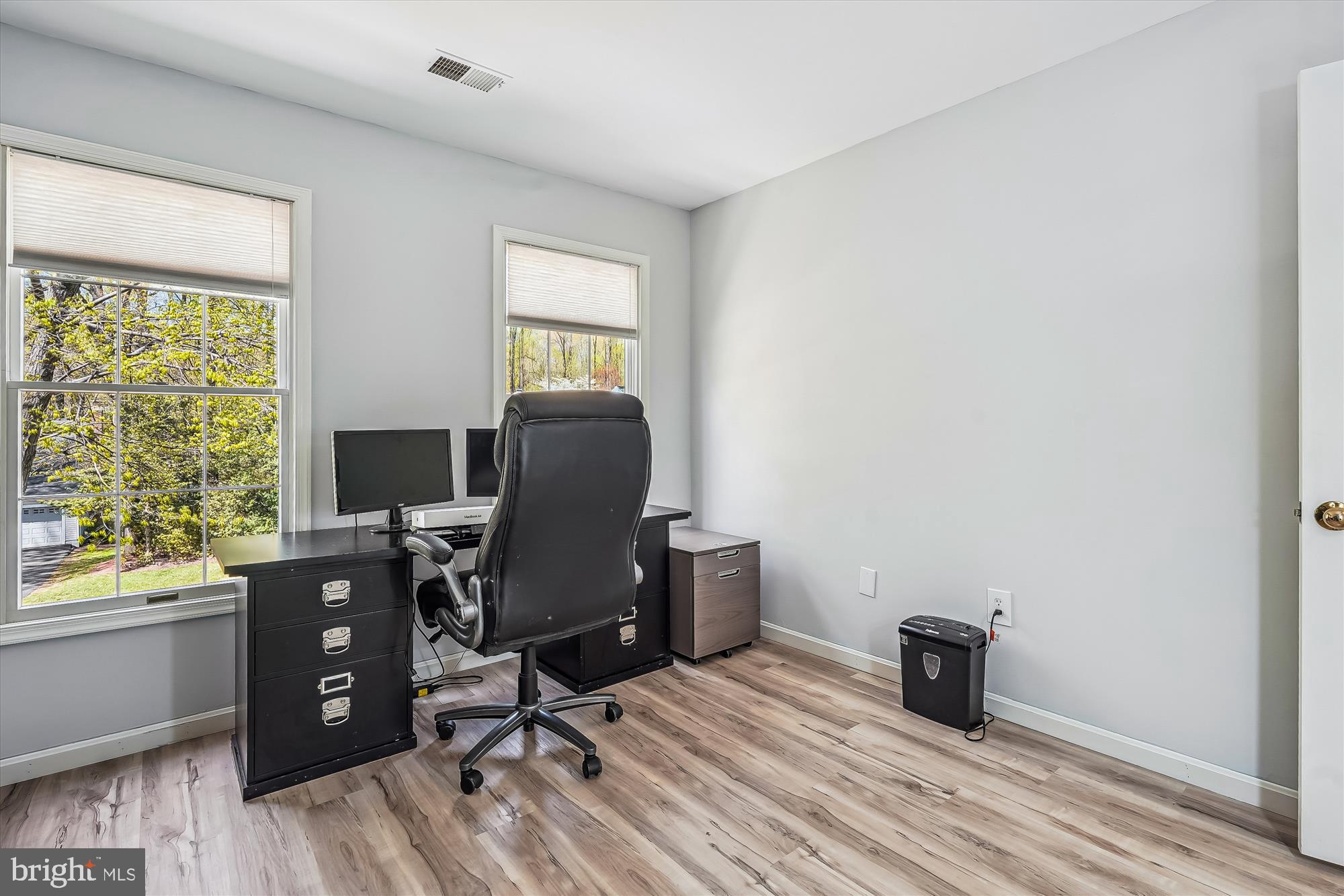 SHAKER WOODS - Residential