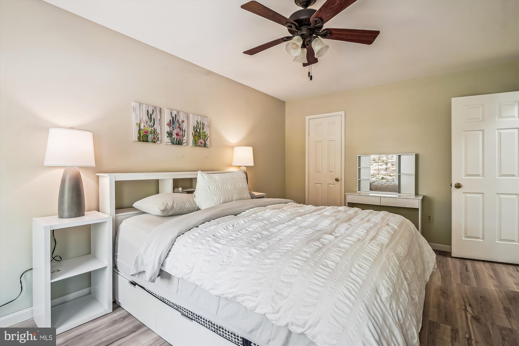 SHAKER WOODS - Residential