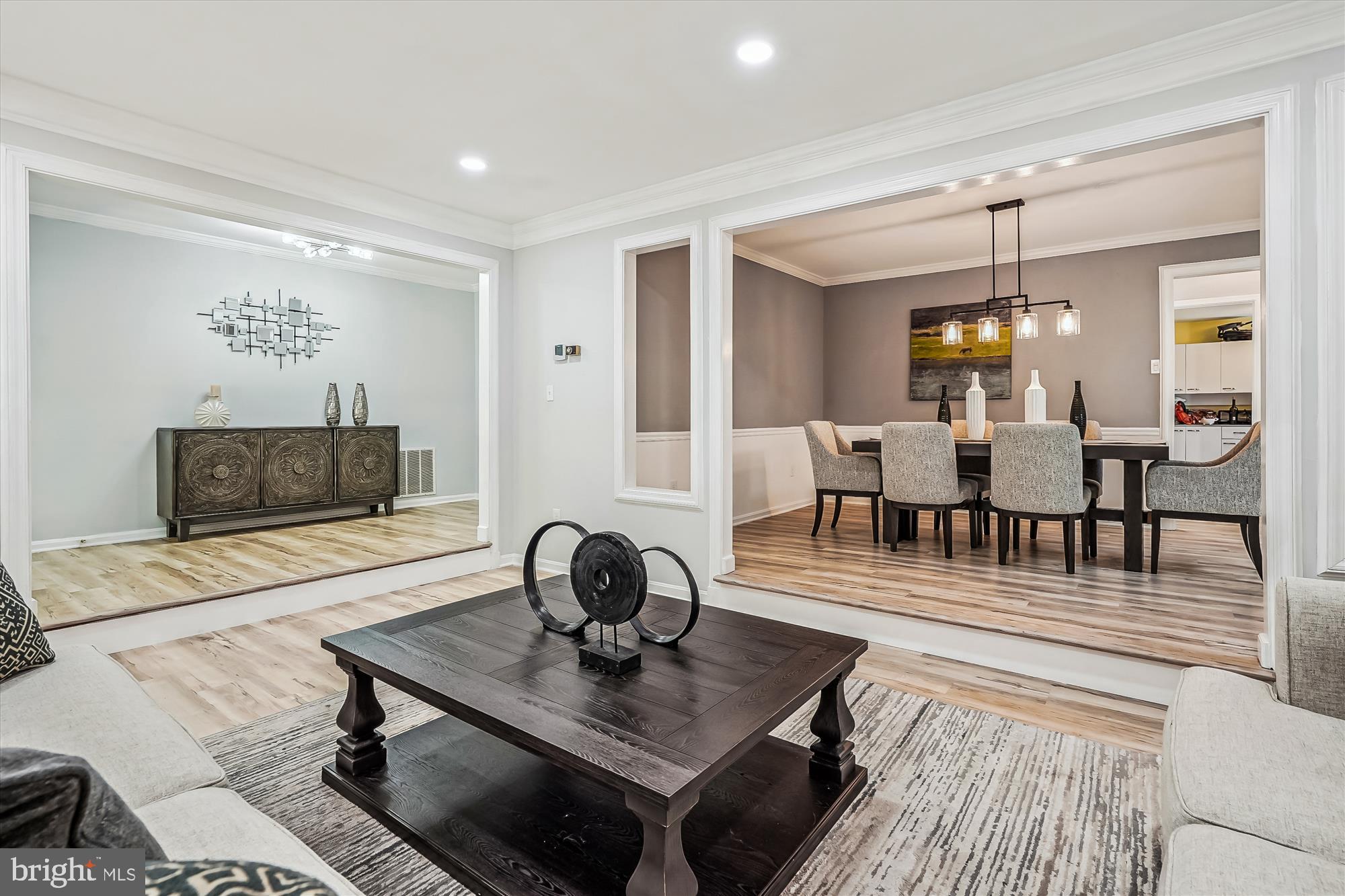 SHAKER WOODS - Residential