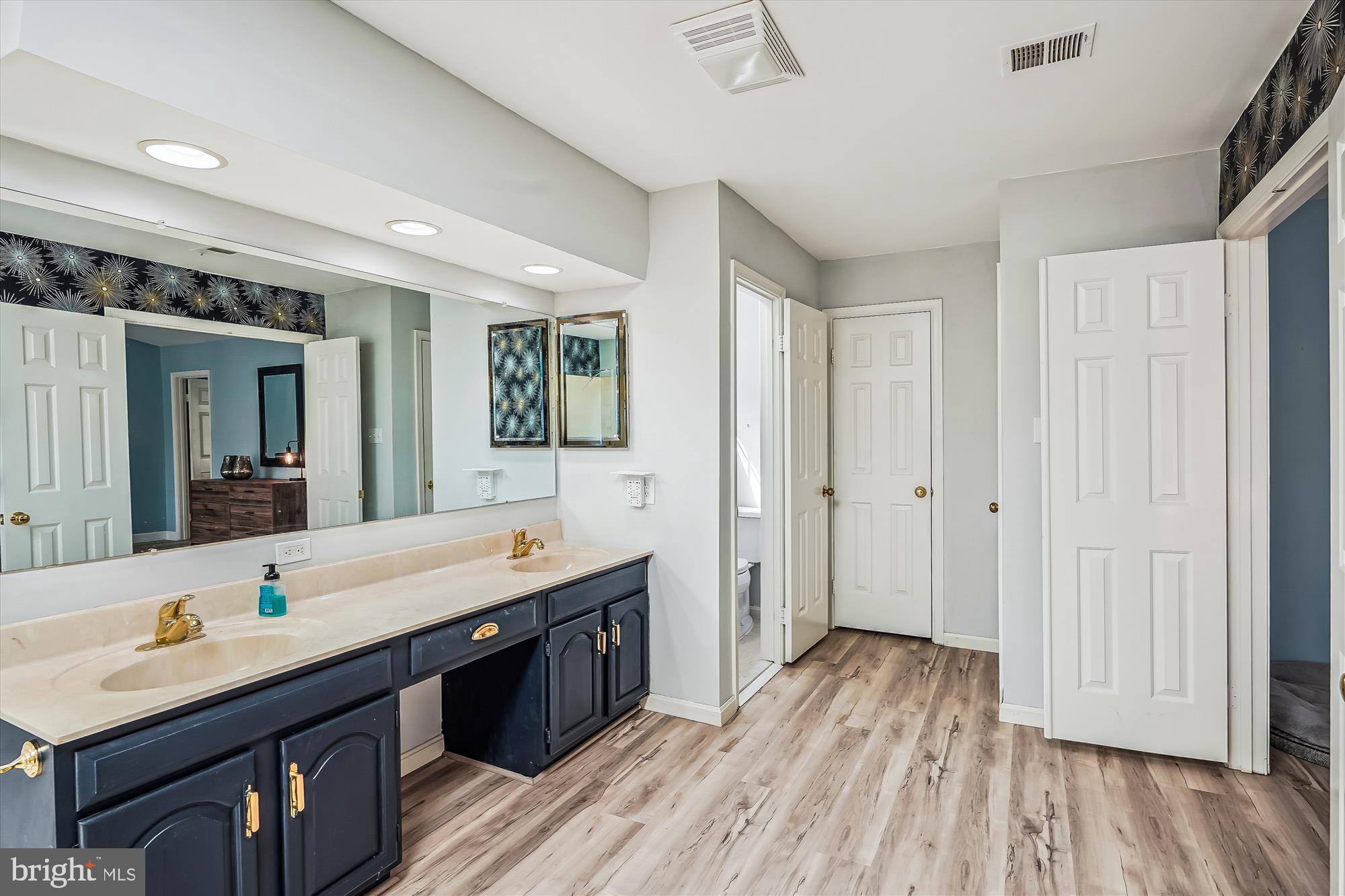 SHAKER WOODS - Residential