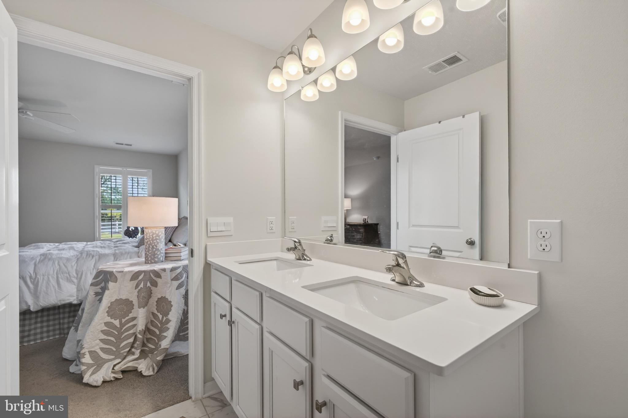 POTTSGROVE HUNT - Residential