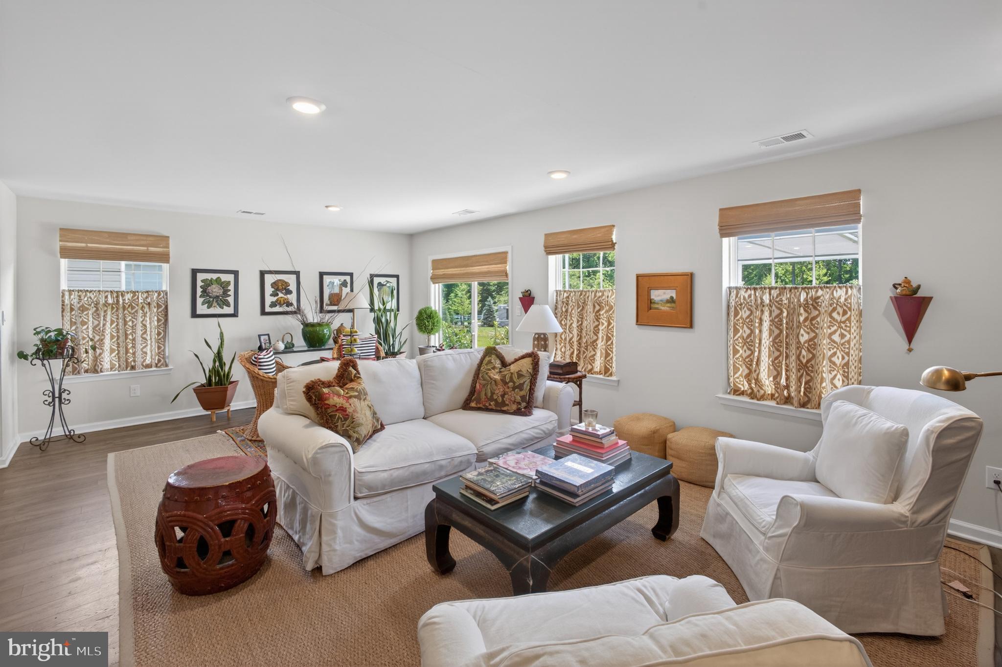 111 LILLY DR