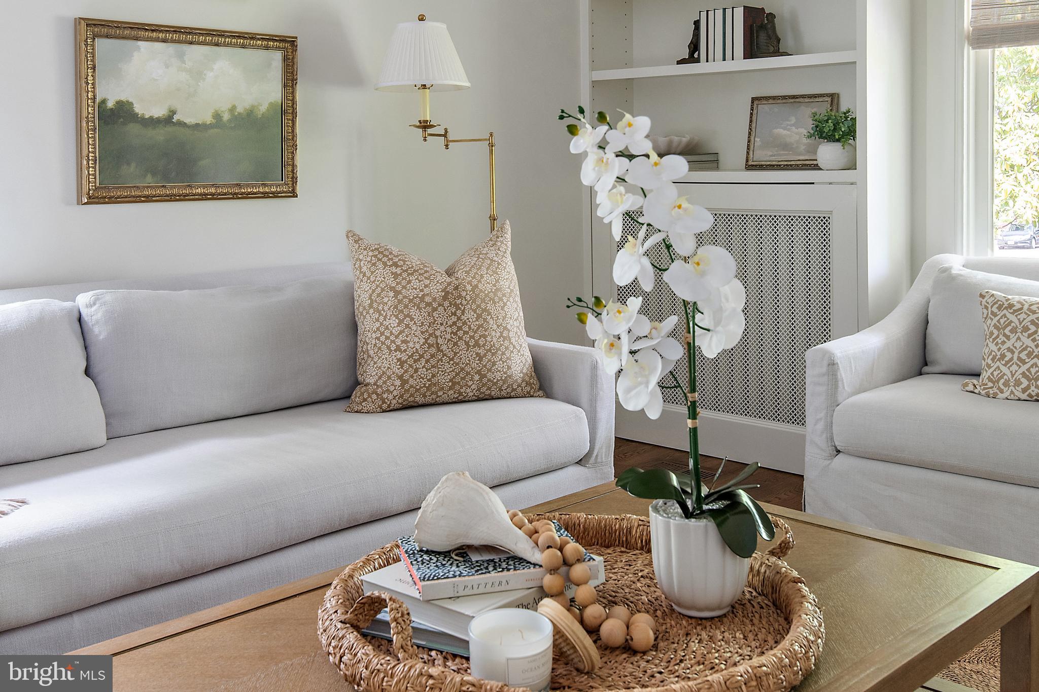 MURRAY HILL - Residential