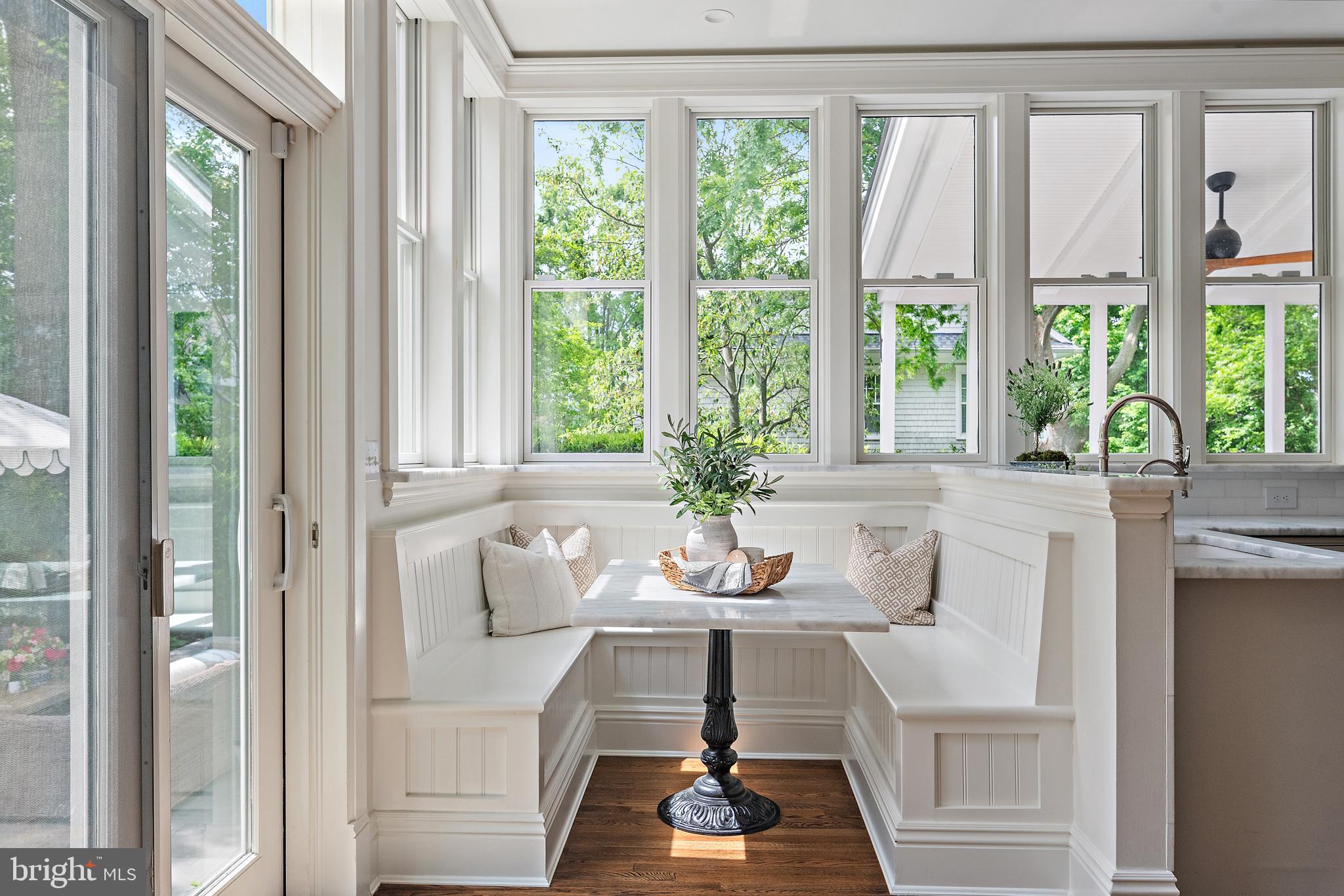 MURRAY HILL - Residential