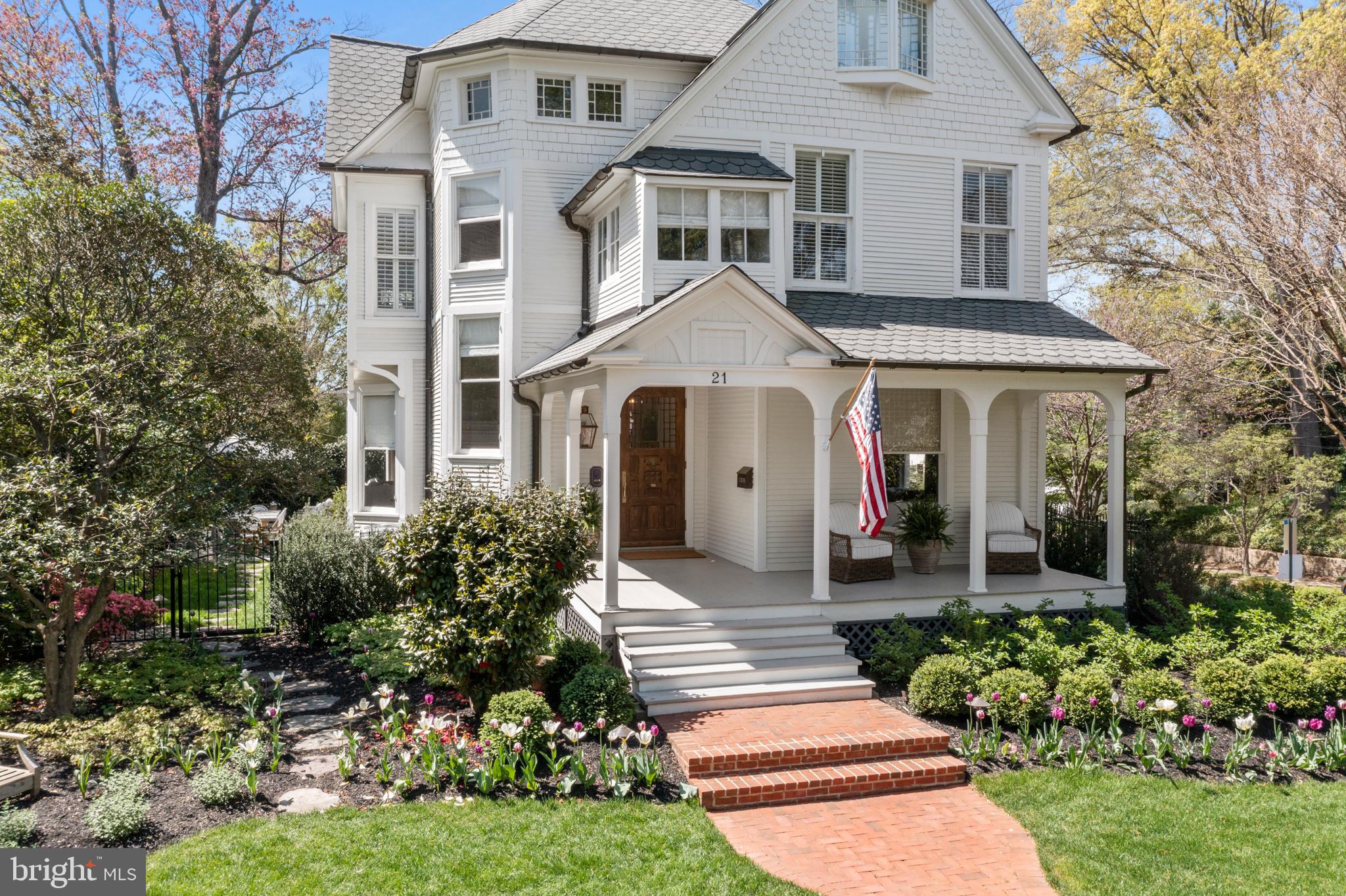 21 SOUTHGATE AVENUE