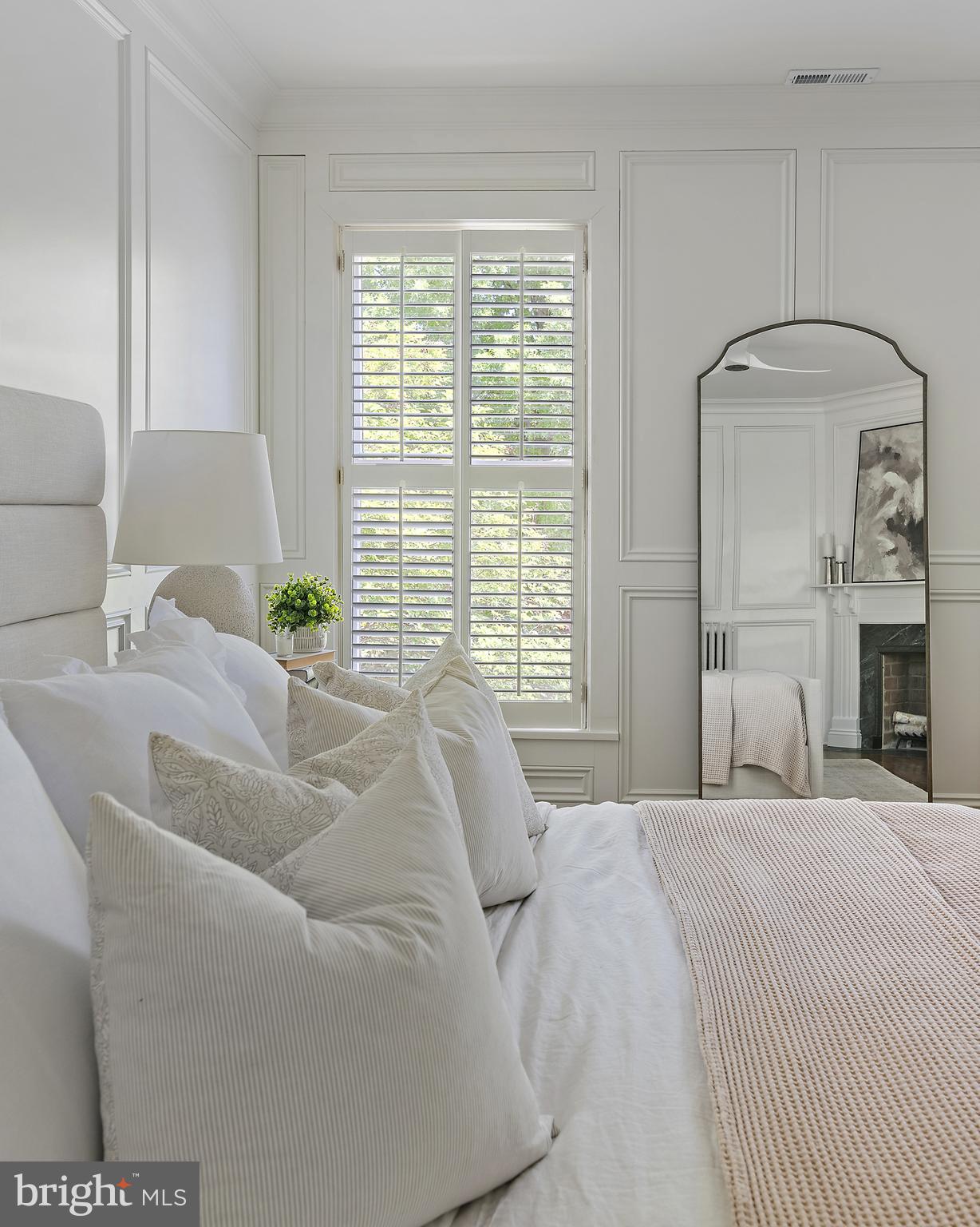 MURRAY HILL - Residential