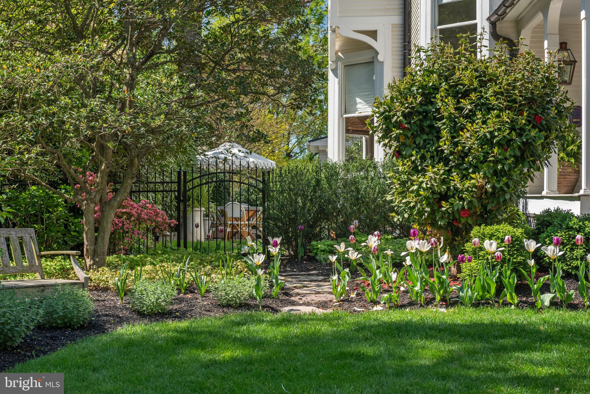21 SOUTHGATE AVENUE