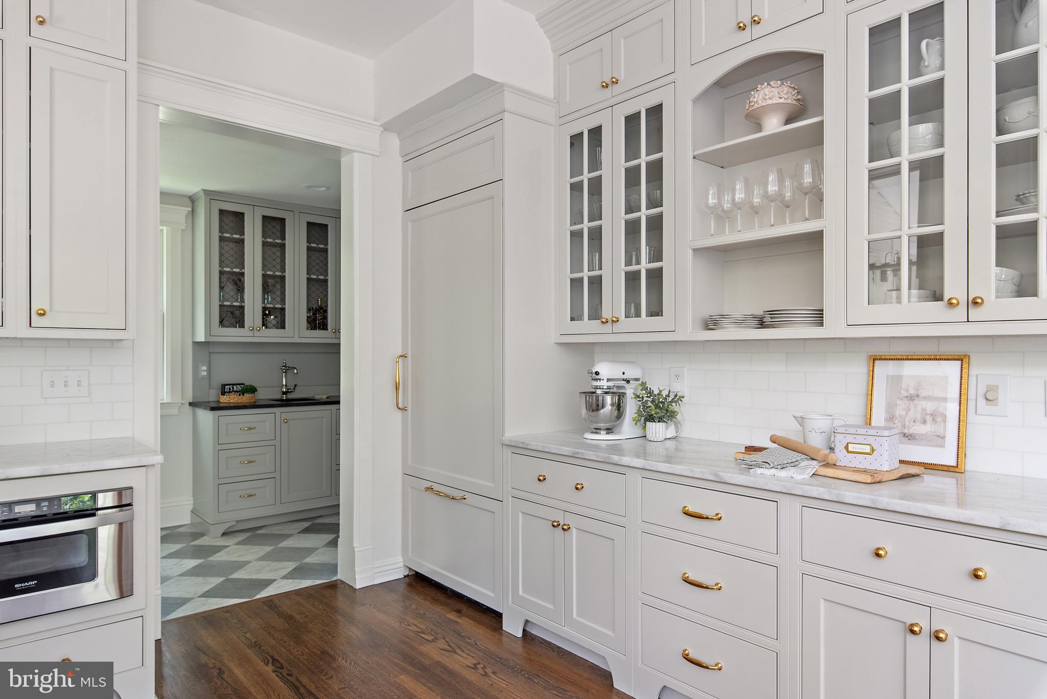 MURRAY HILL - Residential