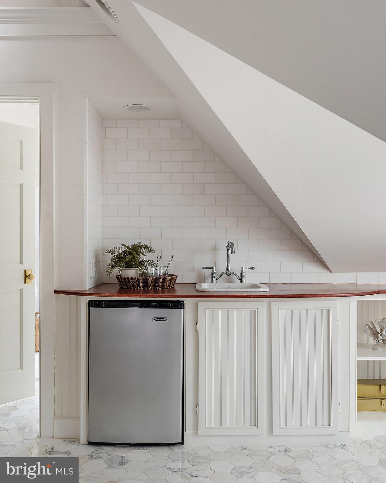 MURRAY HILL - Residential