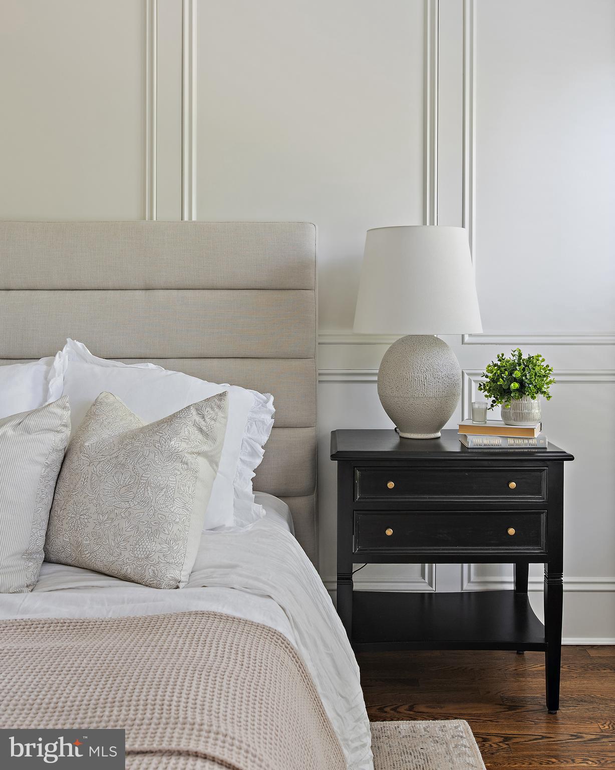 MURRAY HILL - Residential