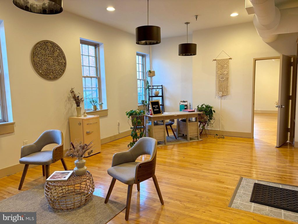 Photo of 128 E Grant Street #301, LANCASTER, PA 17602 (MLS # PALA2064564)