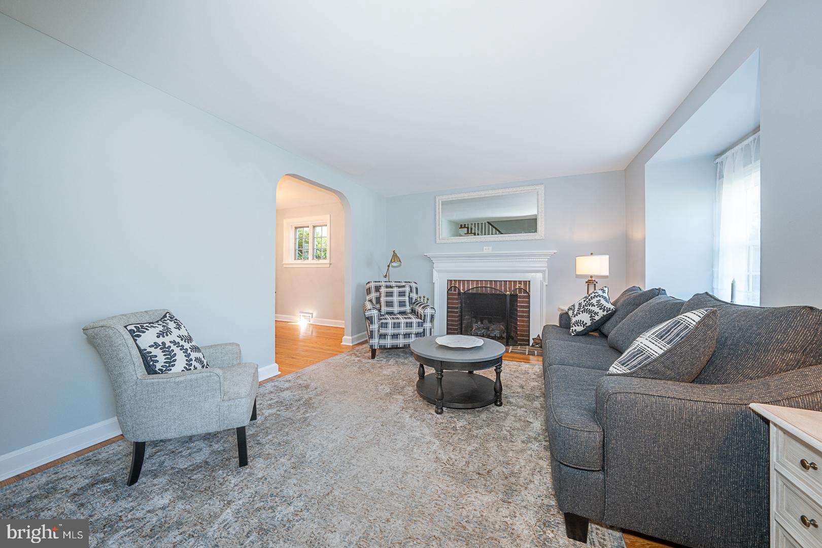 33 RITTENHOUSE ROAD