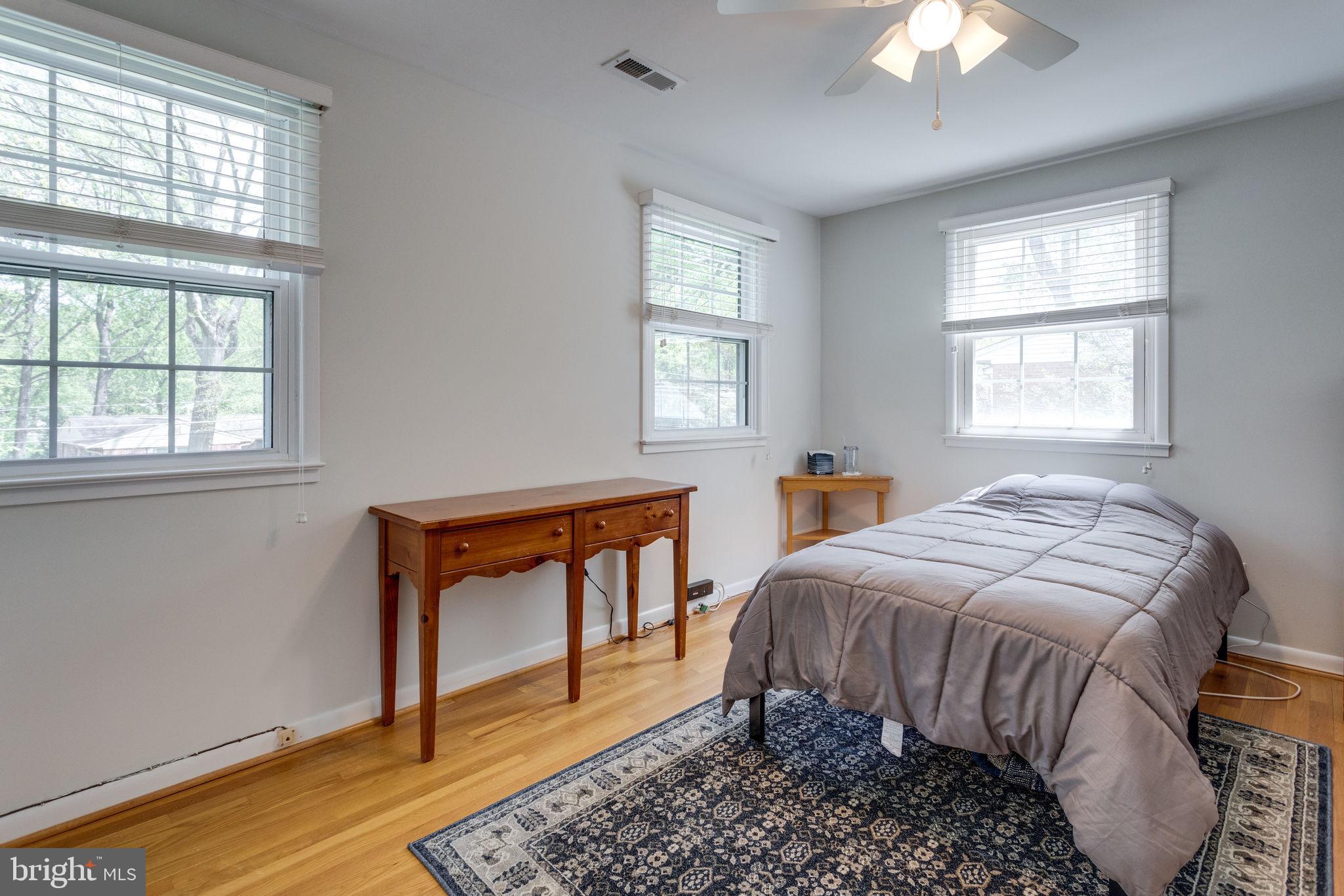 MANTUA HILLS - Residential