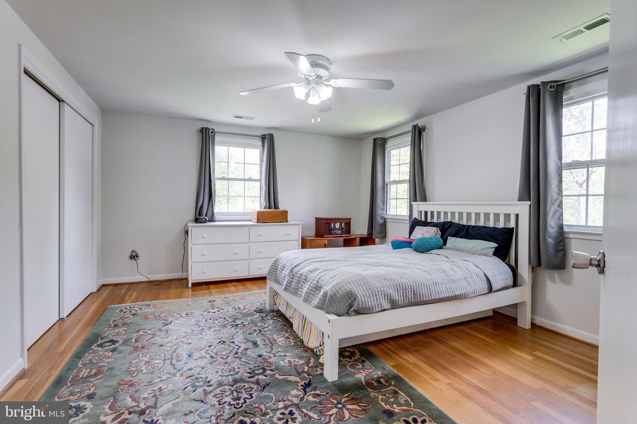 MANTUA HILLS - Residential