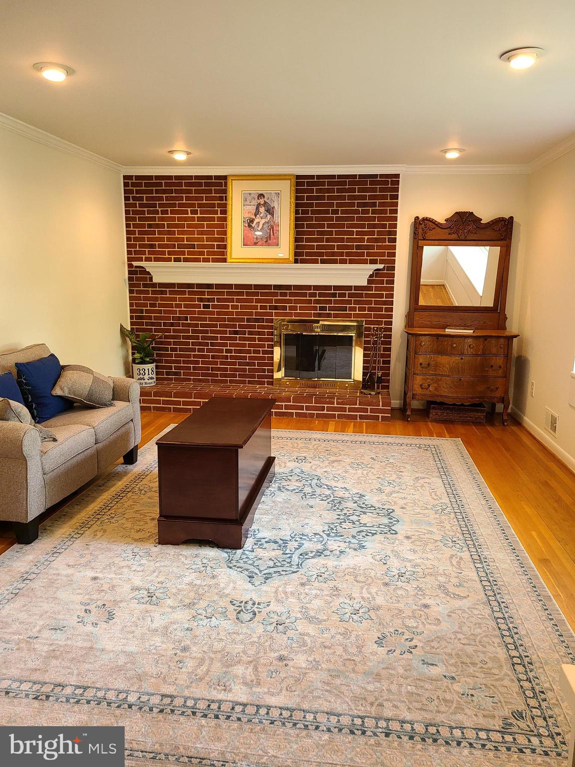 MANTUA HILLS - Residential