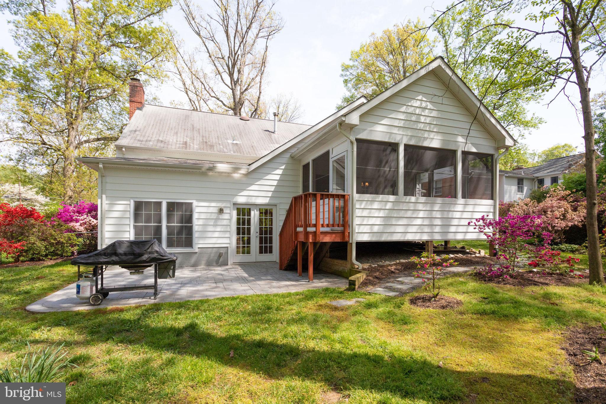 MANTUA HILLS - Residential