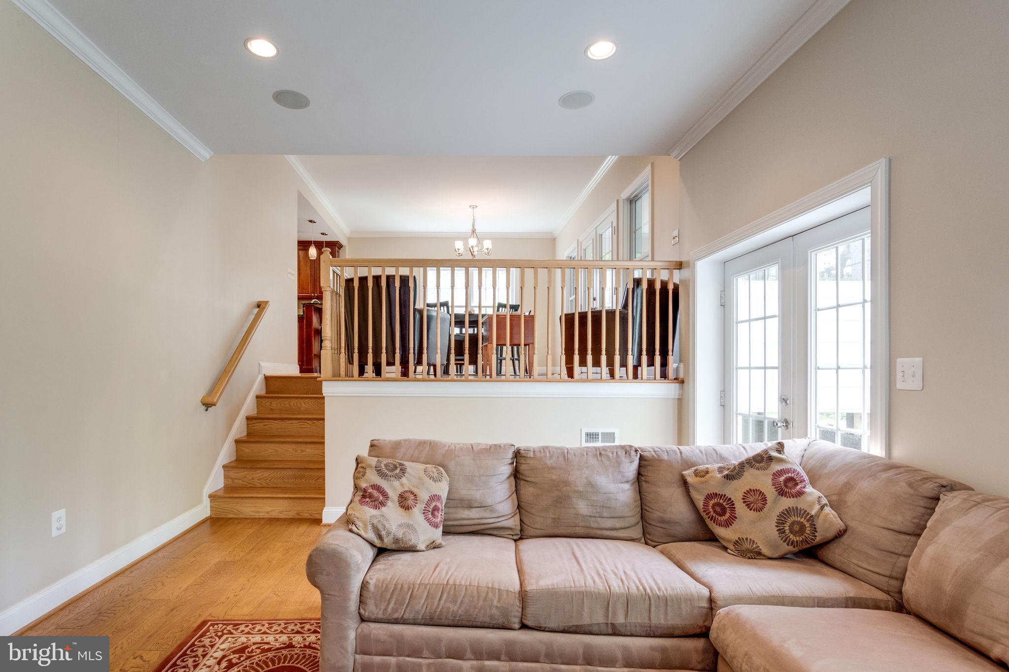 MANTUA HILLS - Residential