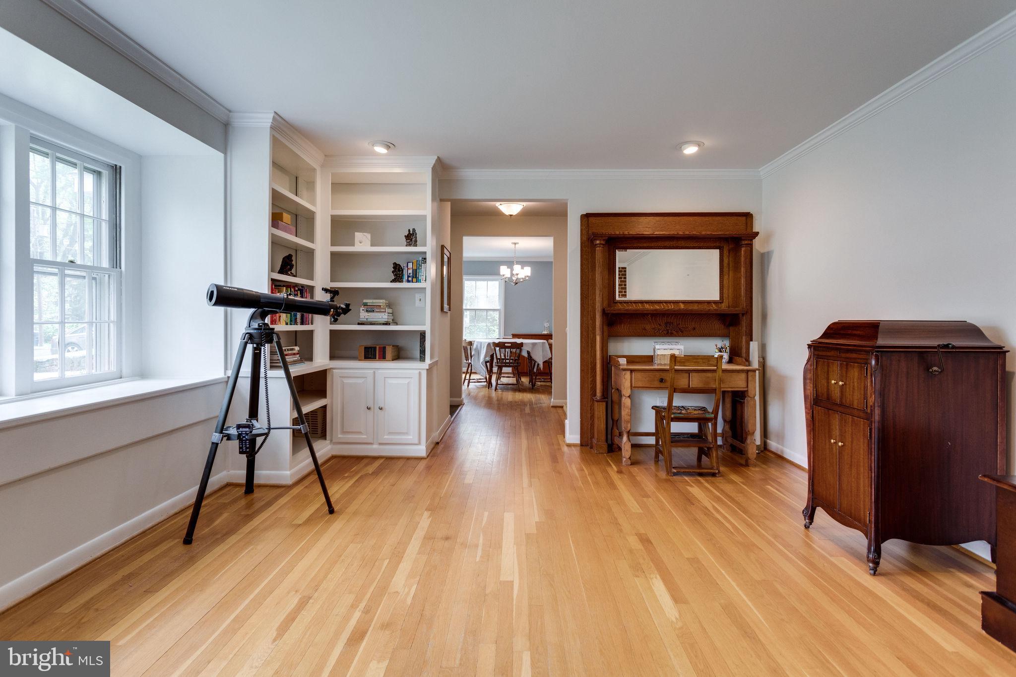 MANTUA HILLS - Residential