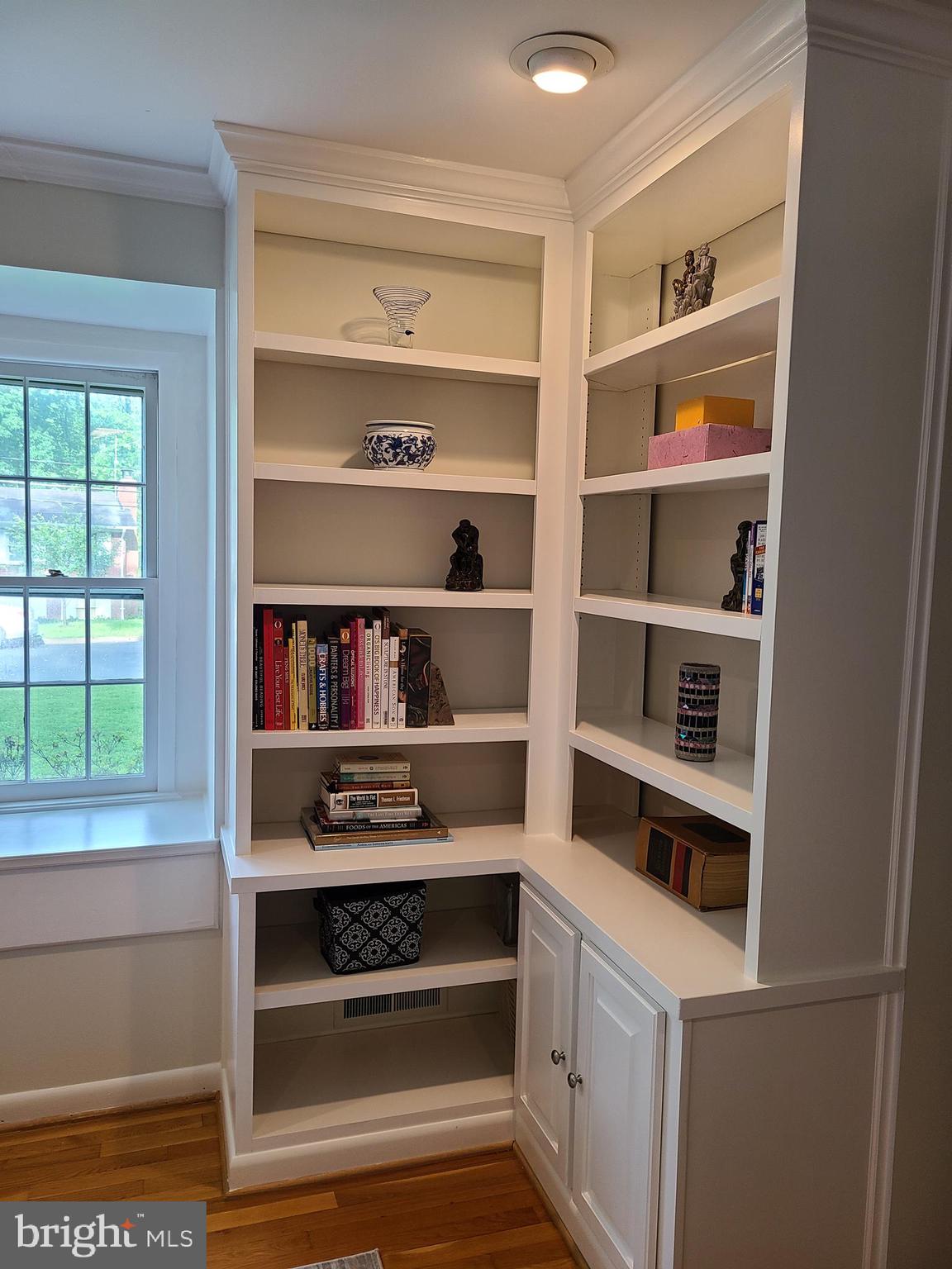 MANTUA HILLS - Residential