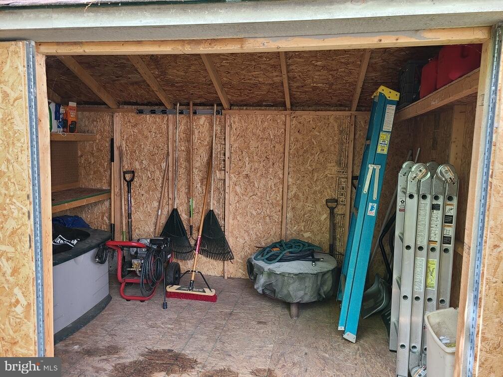 MANTUA HILLS - Residential