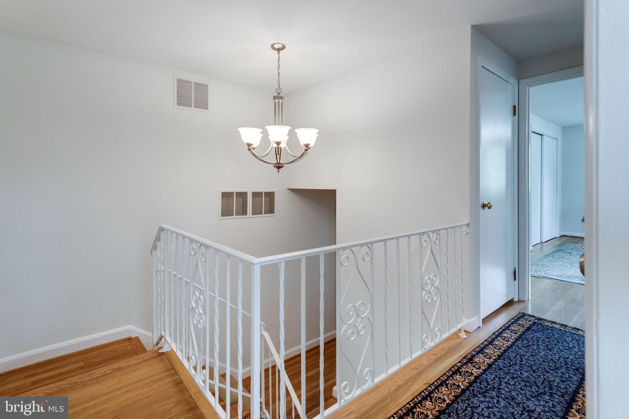 MANTUA HILLS - Residential