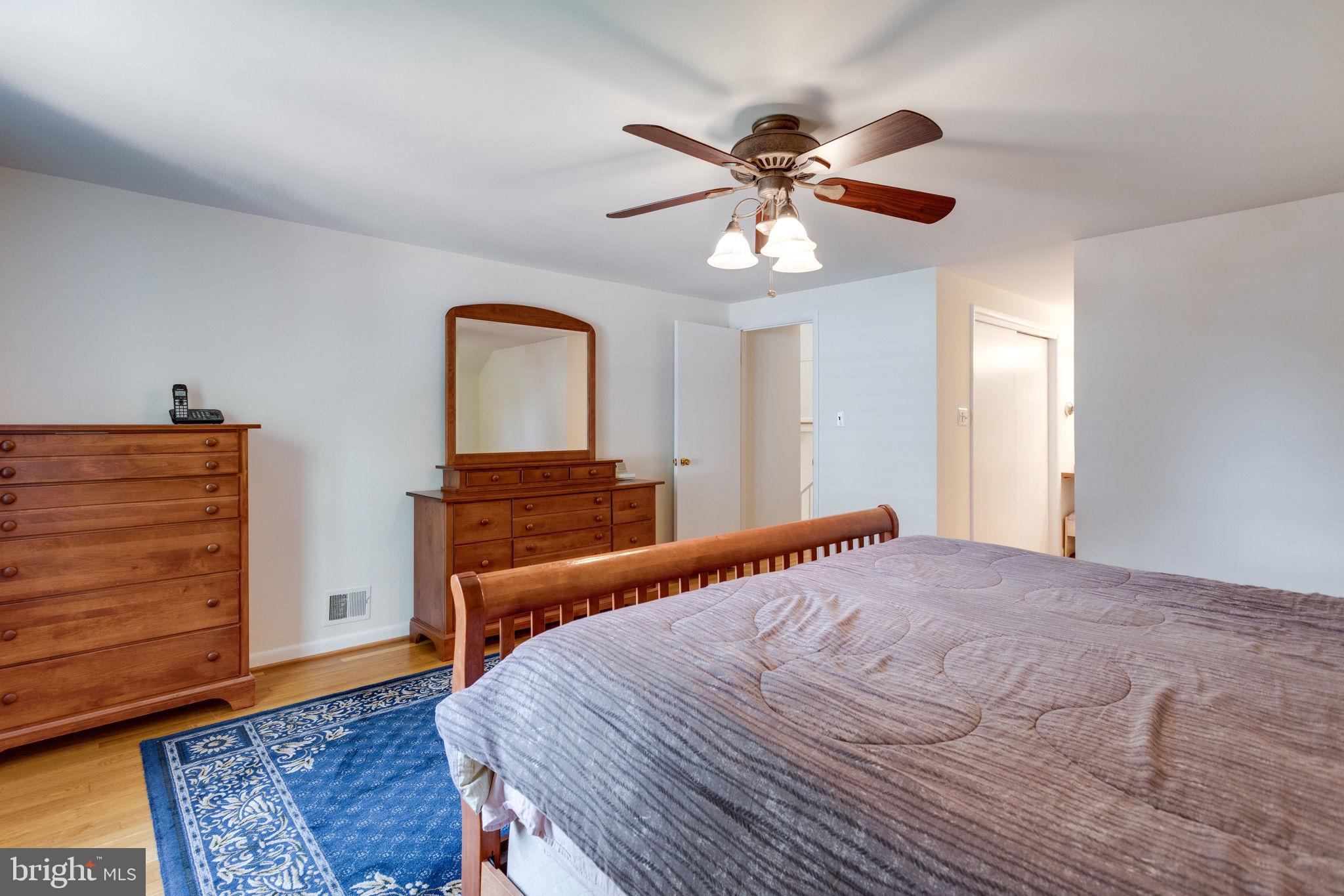 MANTUA HILLS - Residential