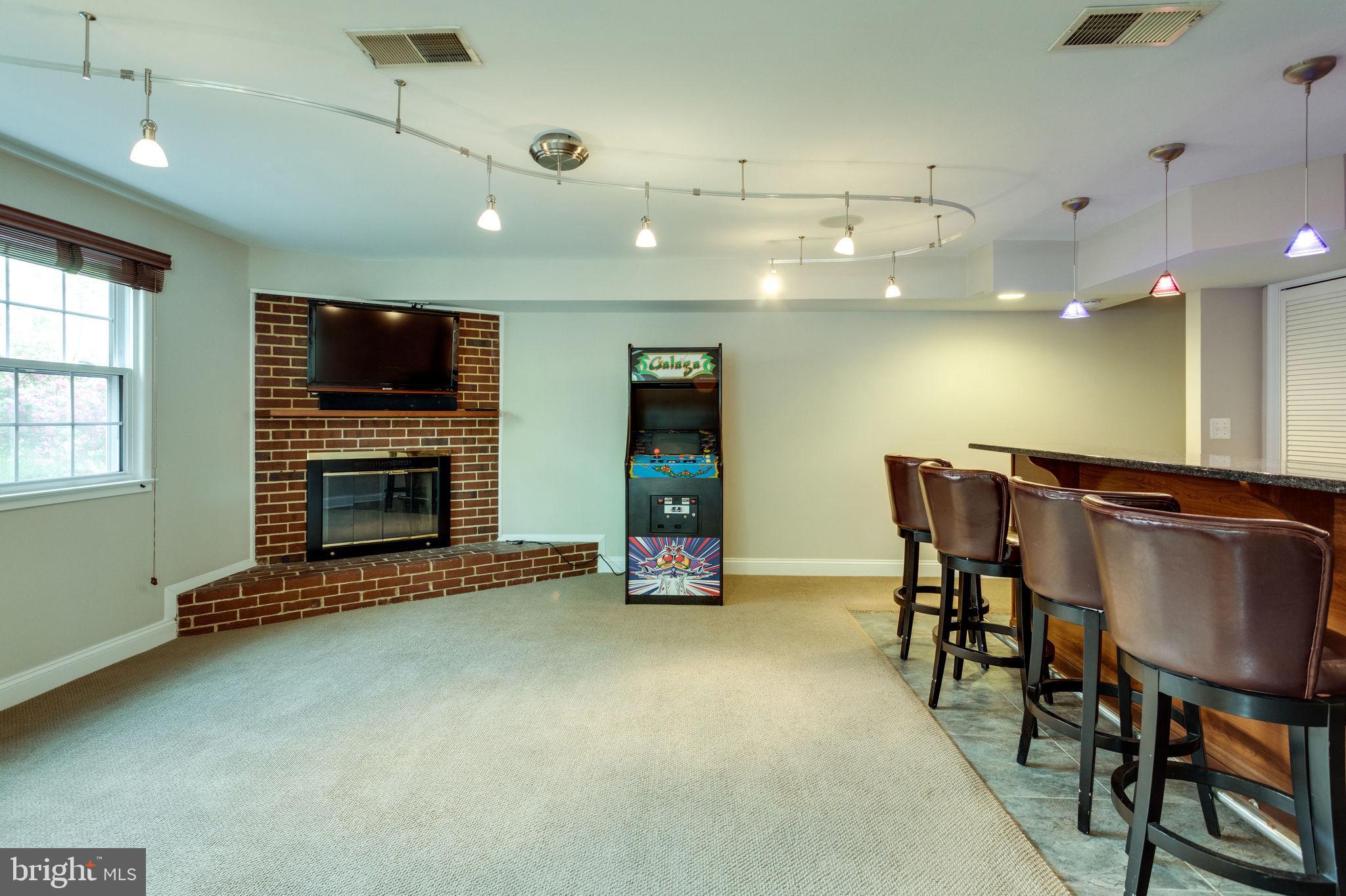 MANTUA HILLS - Residential