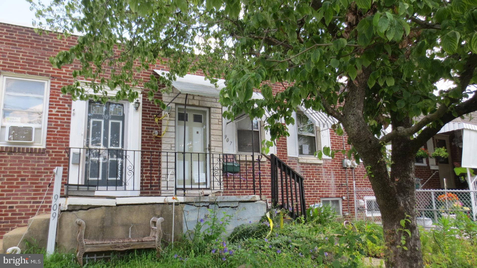 907 W BROWNING ROAD