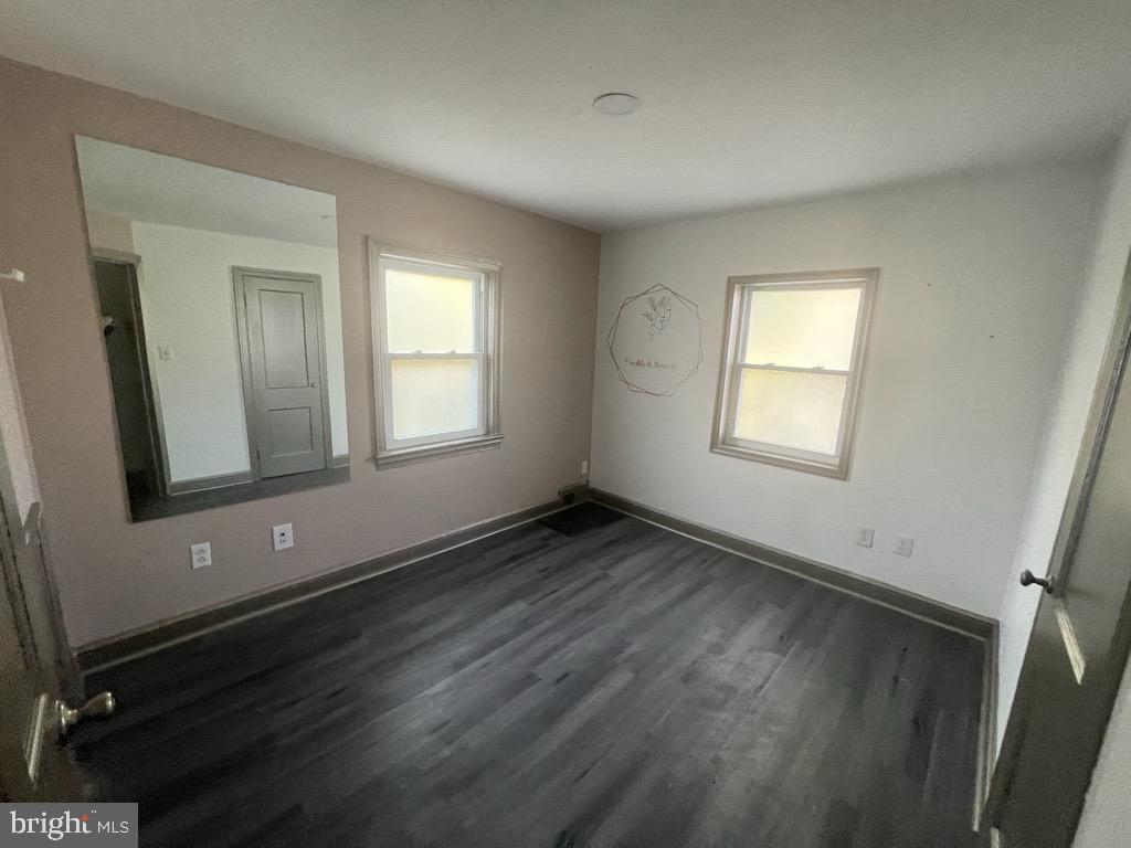 KERR'S ADDITION - Commercial Sale