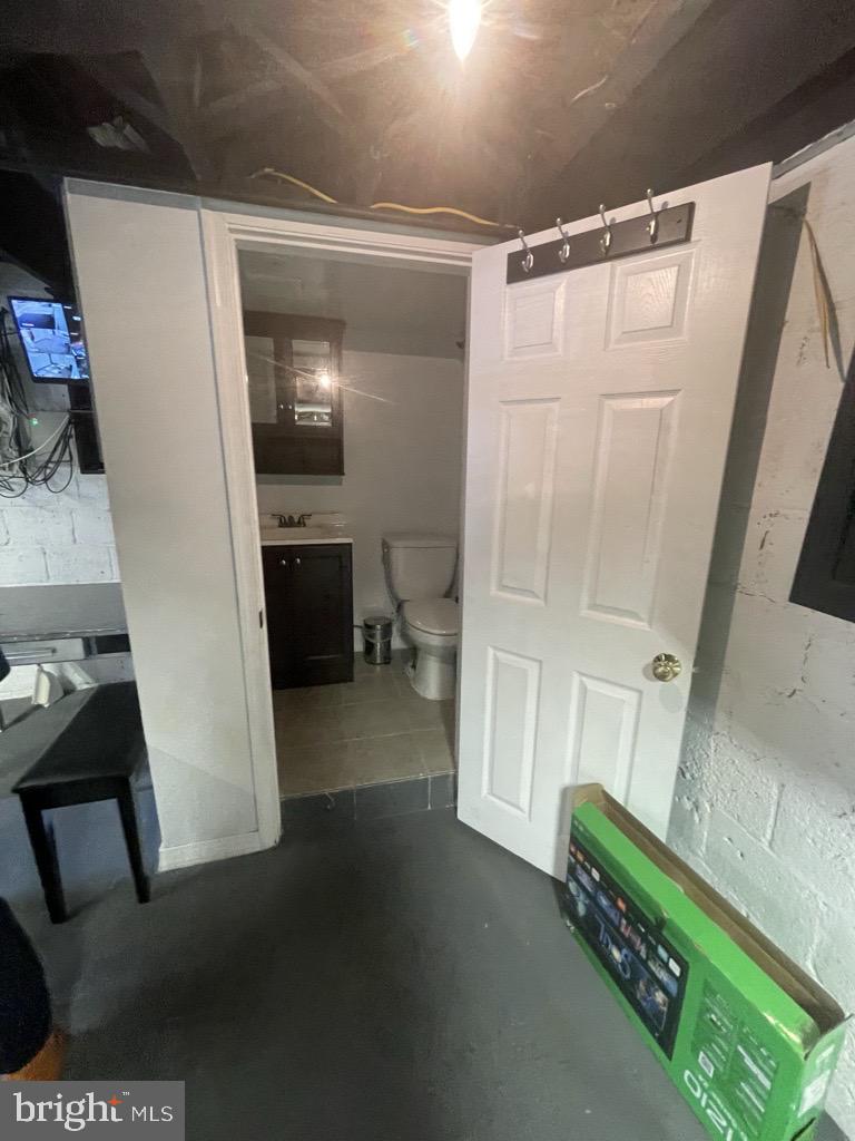 KERR'S ADDITION - Commercial Sale