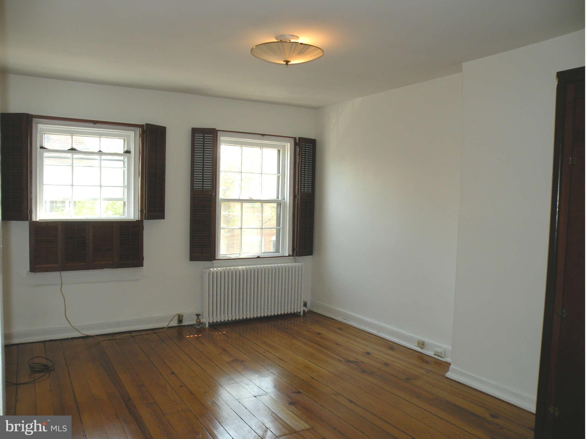 OLD TOWN - Residential Lease