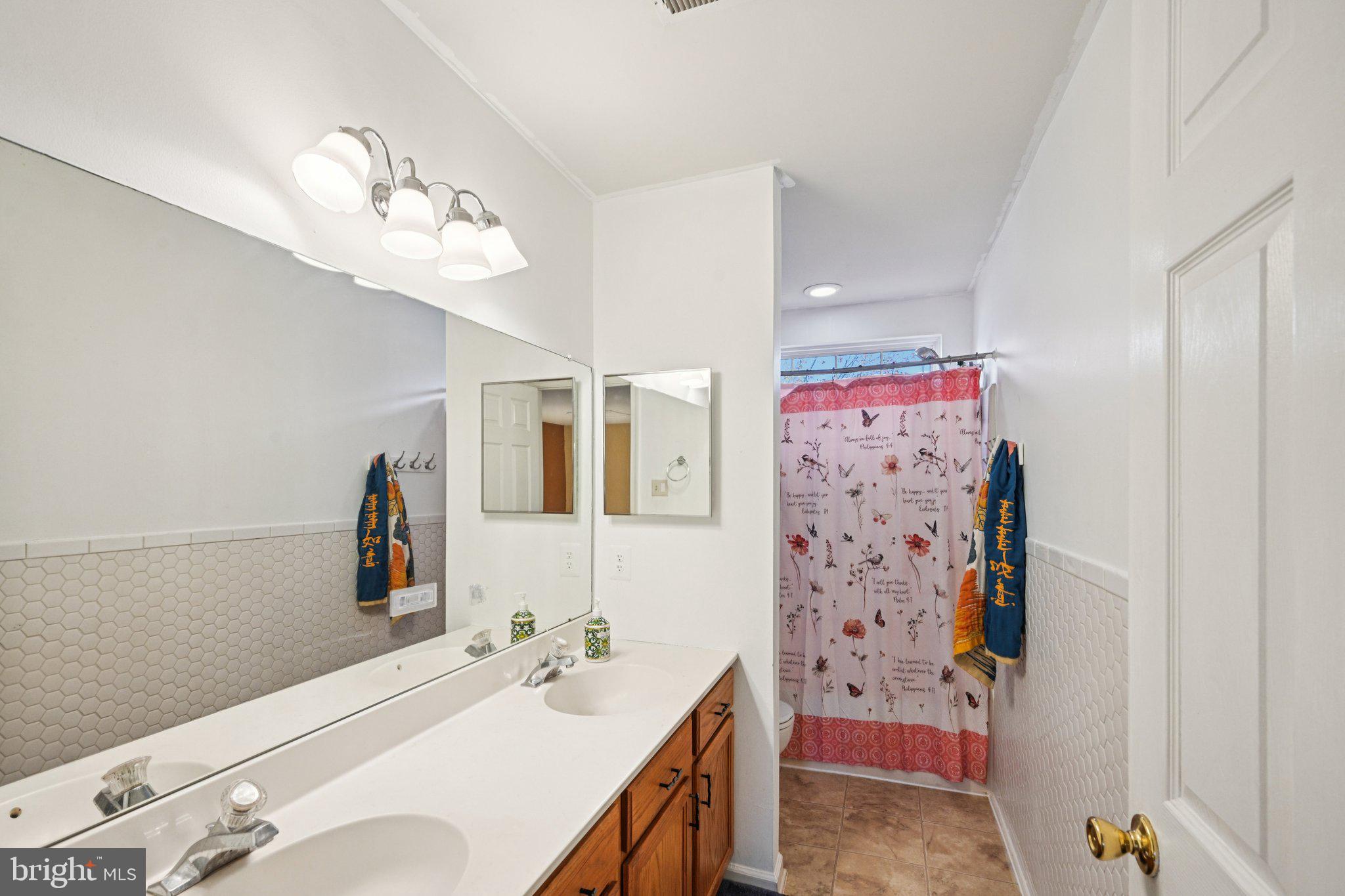 NORTHGATE AT CRANB - Residential