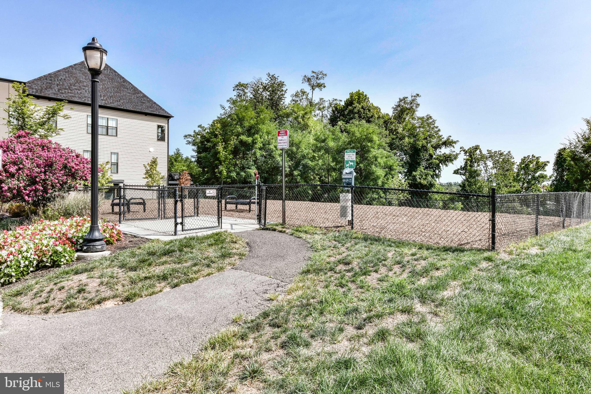 ISABELLA AT MONTICELLO MEWS - Residential