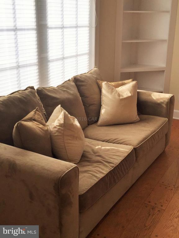 CAPTAINS HILL - Residential