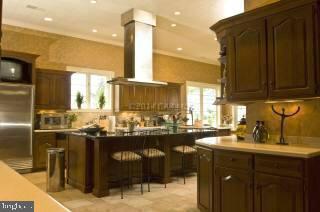 CAPTAINS HILL - Residential