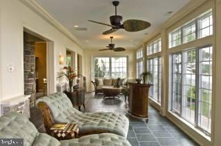 CAPTAINS HILL - Residential