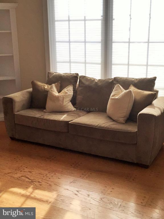 CAPTAINS HILL - Residential