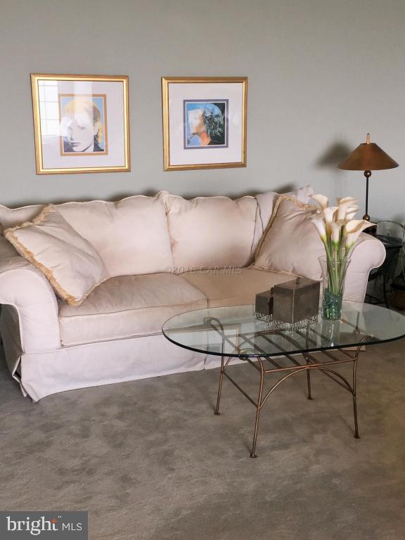 CAPTAINS HILL - Residential