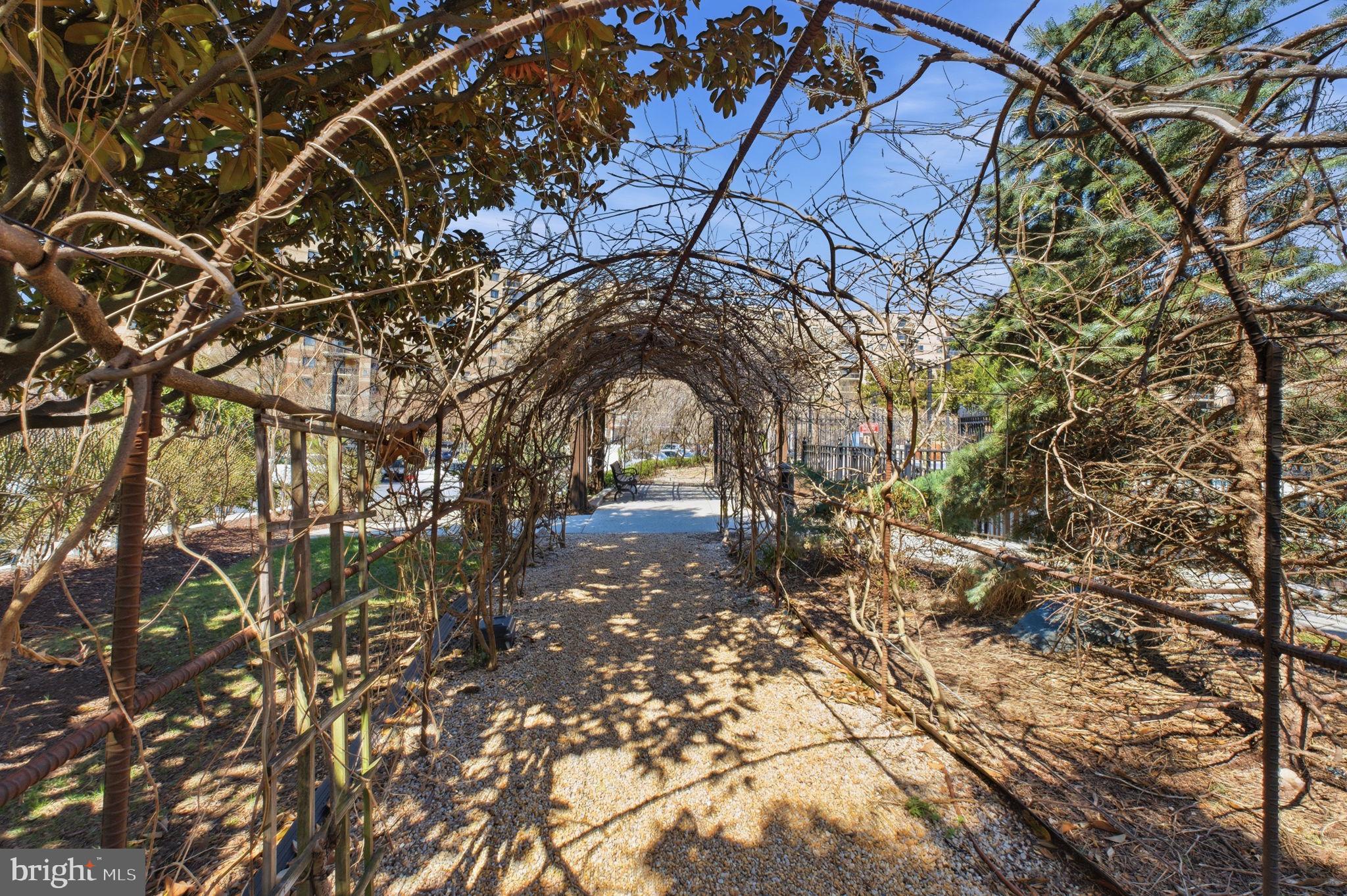 ROTONDA - Residential