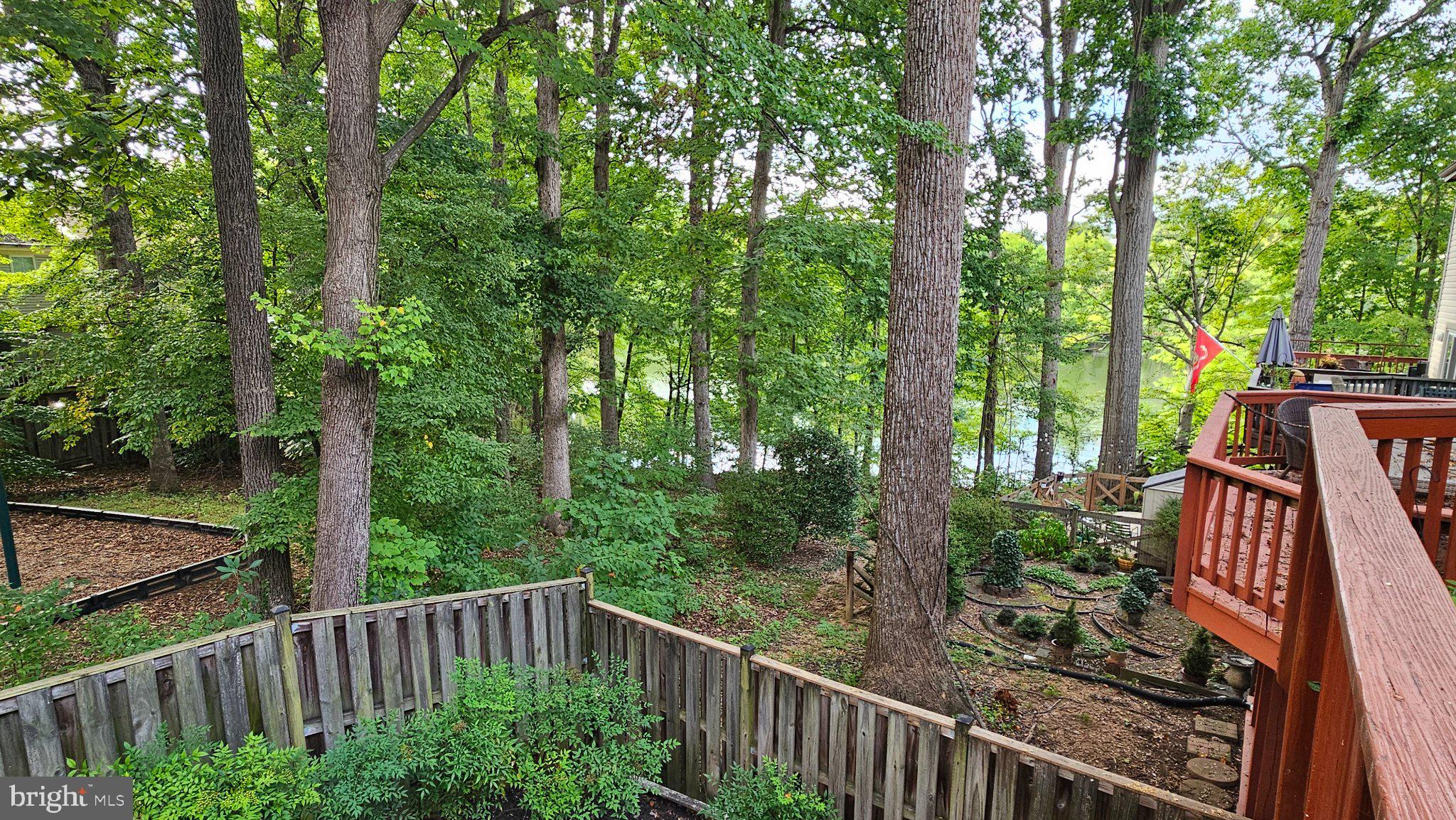 2 WATERSIDE COURT