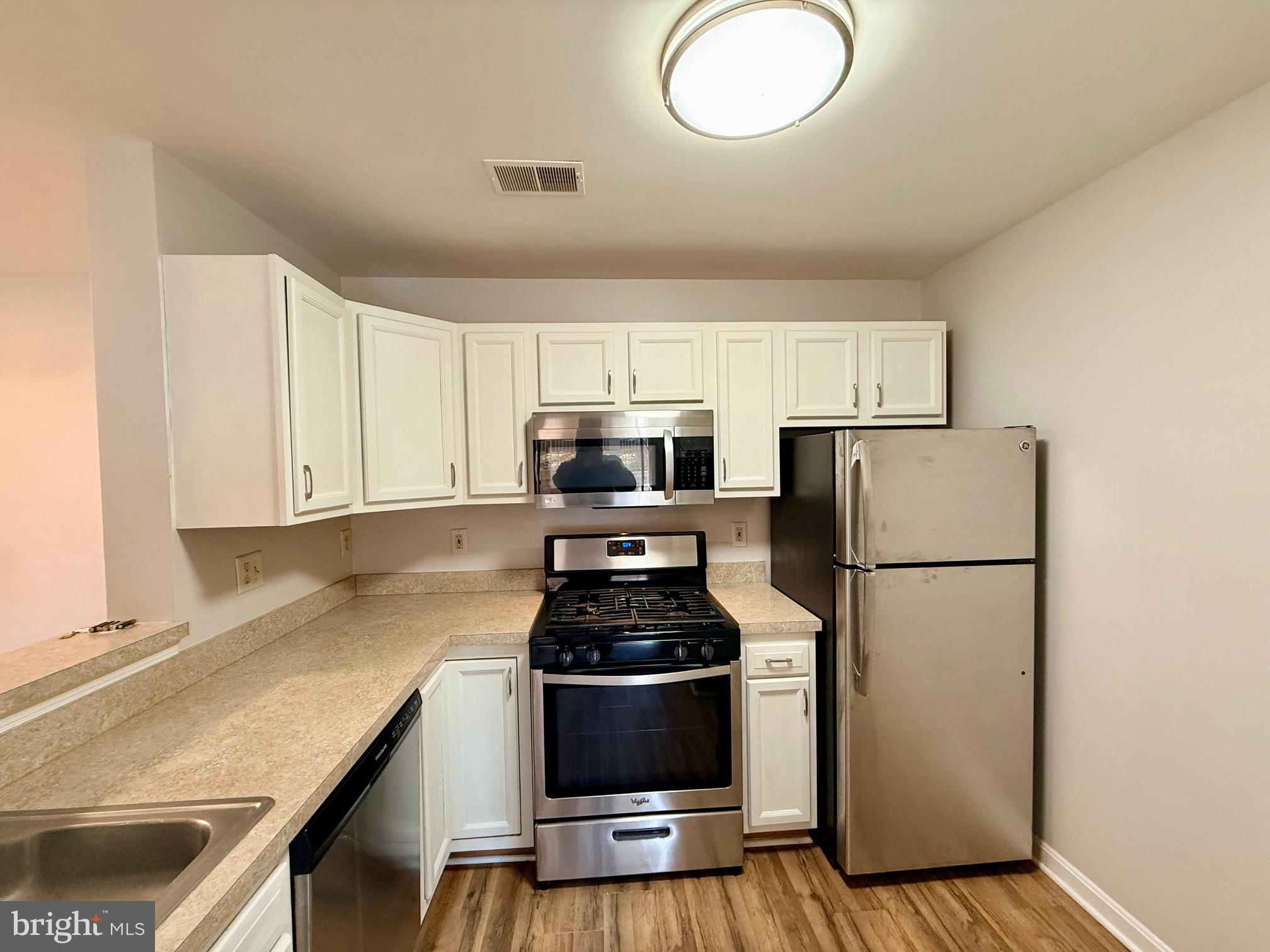 WOODBRIDGE - Residential Lease