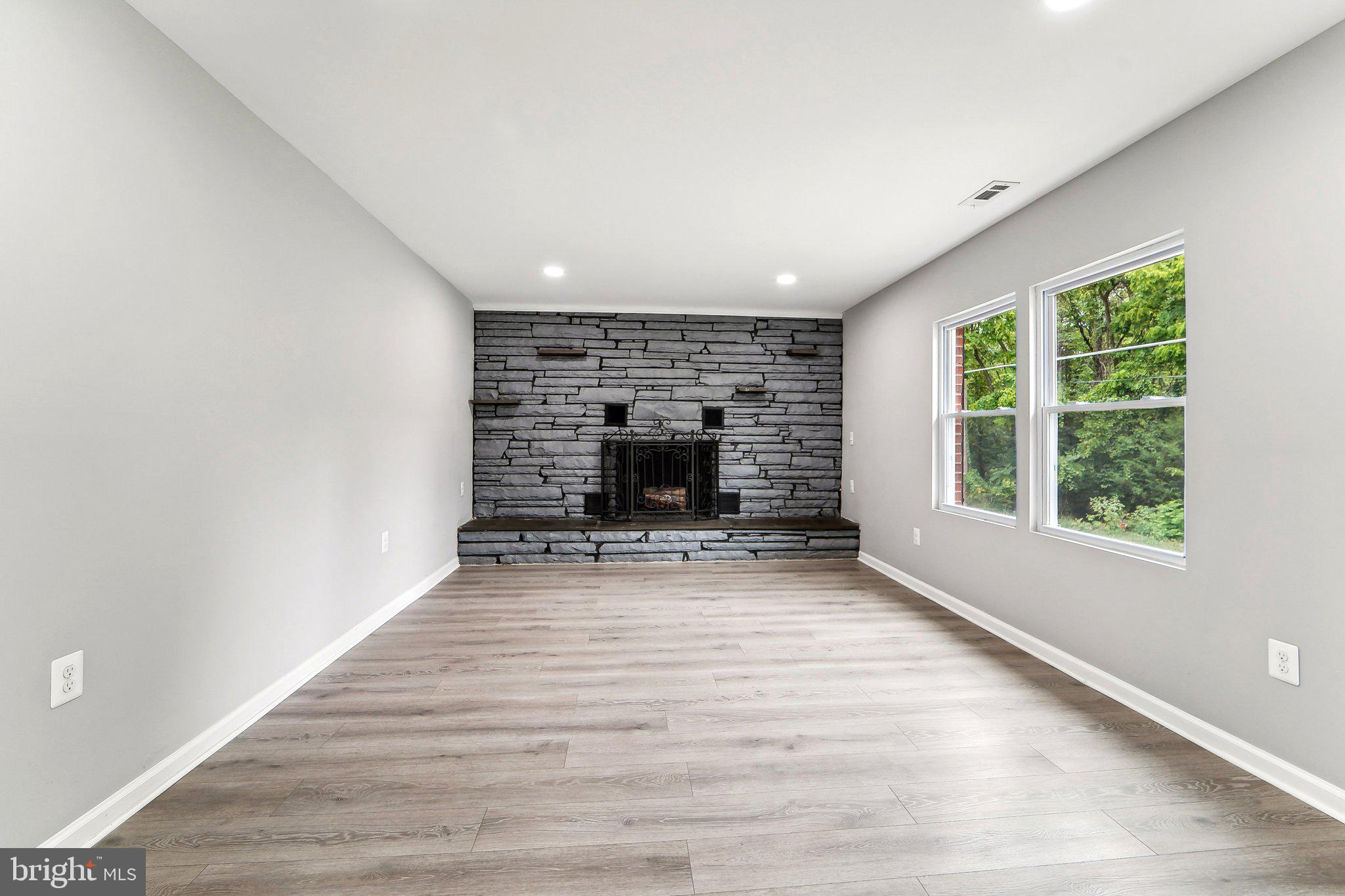 URBANA - Residential